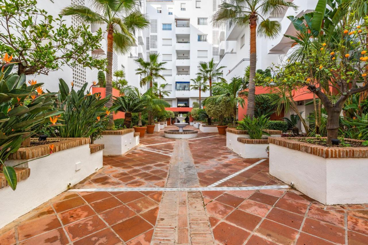 Modern Studio in Medina Garden - Puerto Banús Marbella Exterior foto